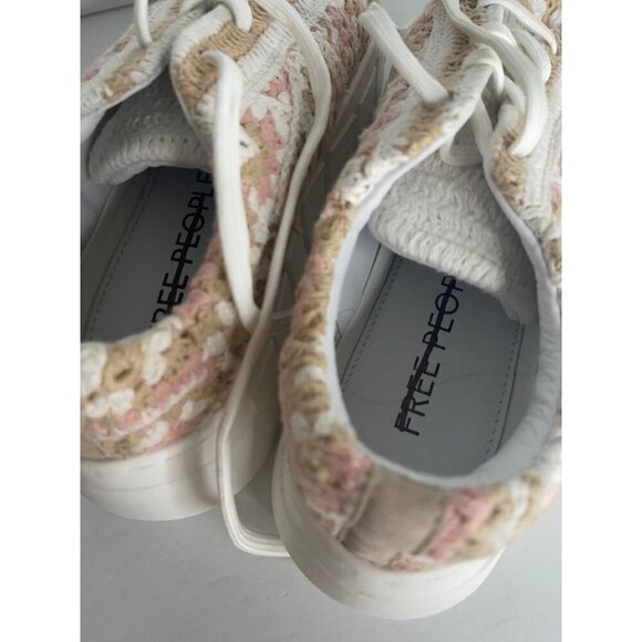 Free People Catch Me If You Can Sneakers Platform Crocheted Size EU 37 6.5 NEW - Picture 6 of 8